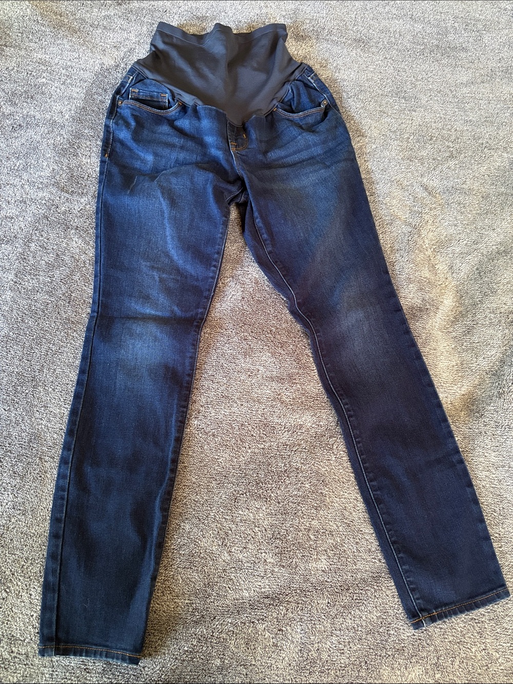 Maternity Size 4 Old Navy Skinny Jeans with Full Panel - Dark Blue Wash